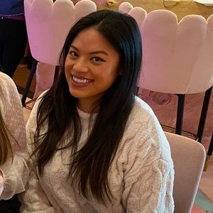 Meet your Posher, Andrea